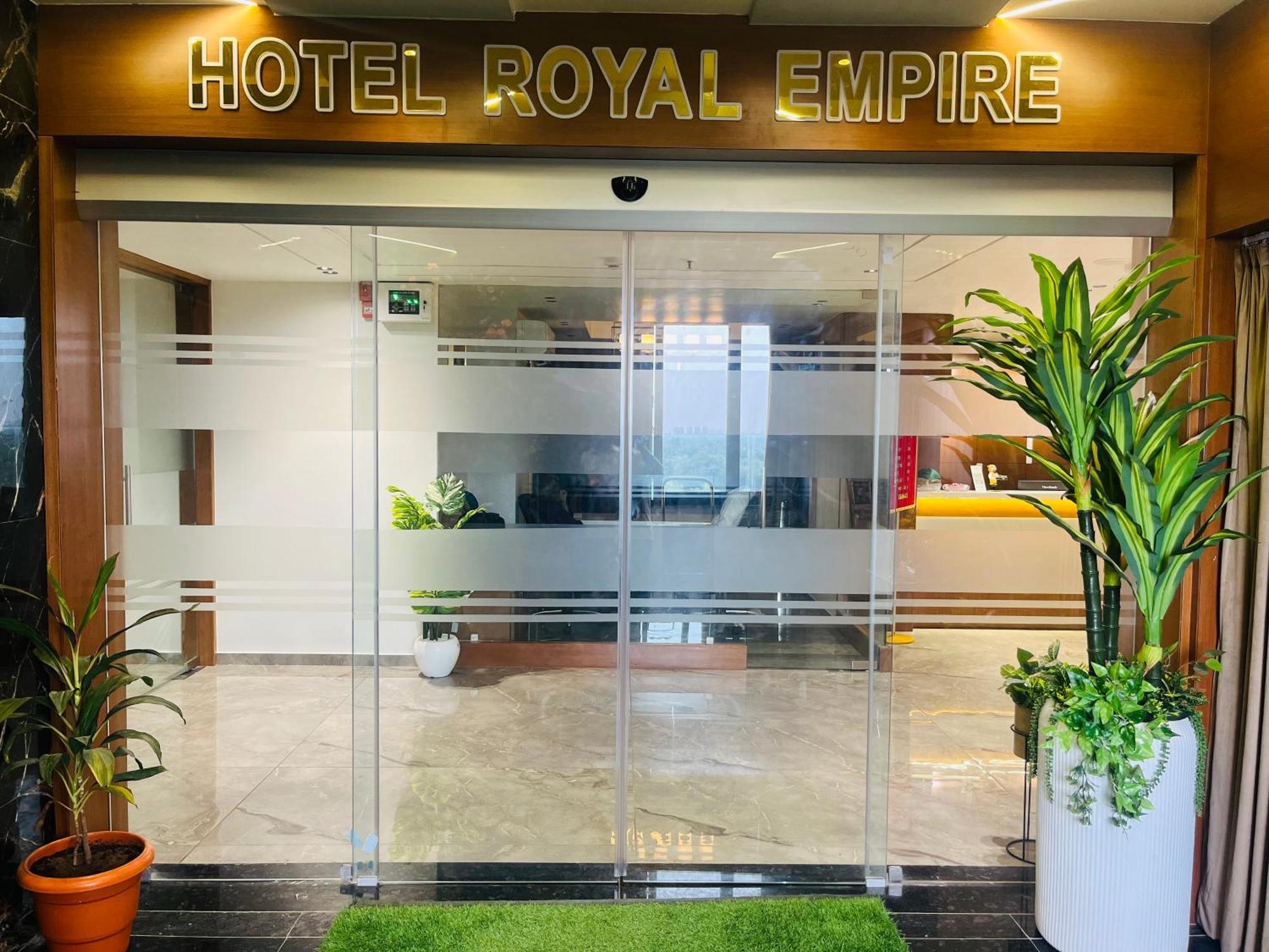 Hotel Royal Empire Gándhínagar Exteriér fotografie